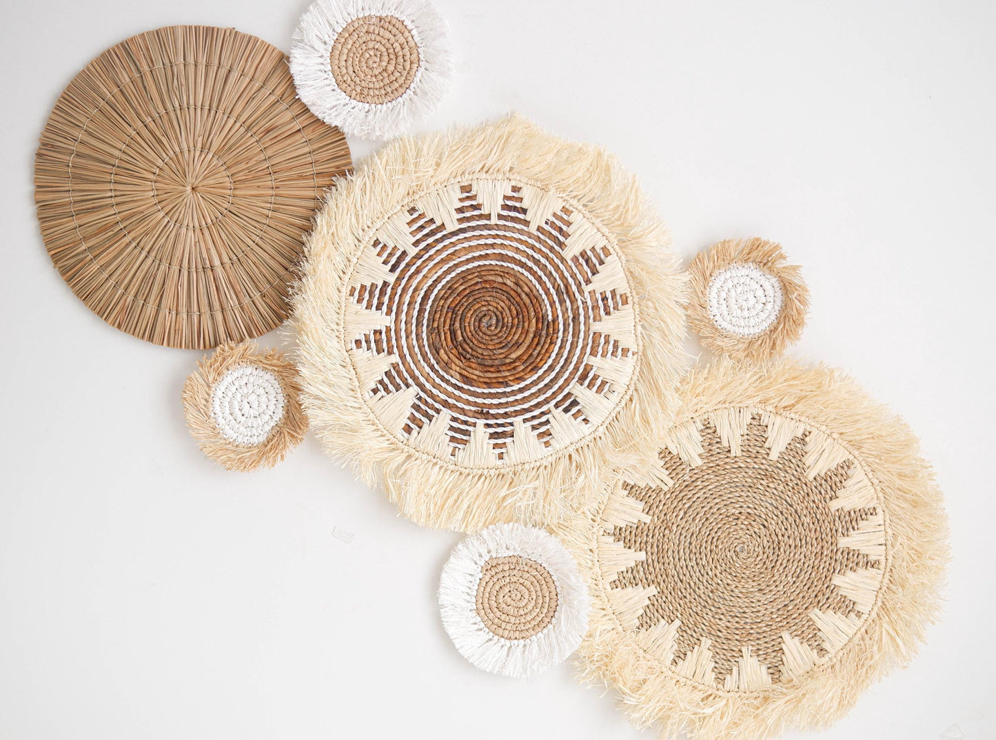 Boho Wall Basket With Fringet Set Of 7, Seagrass Basket Wall Decor, Natural Wall Decor, Boho Wicker Wall Plates, Bohemian Wall Decor