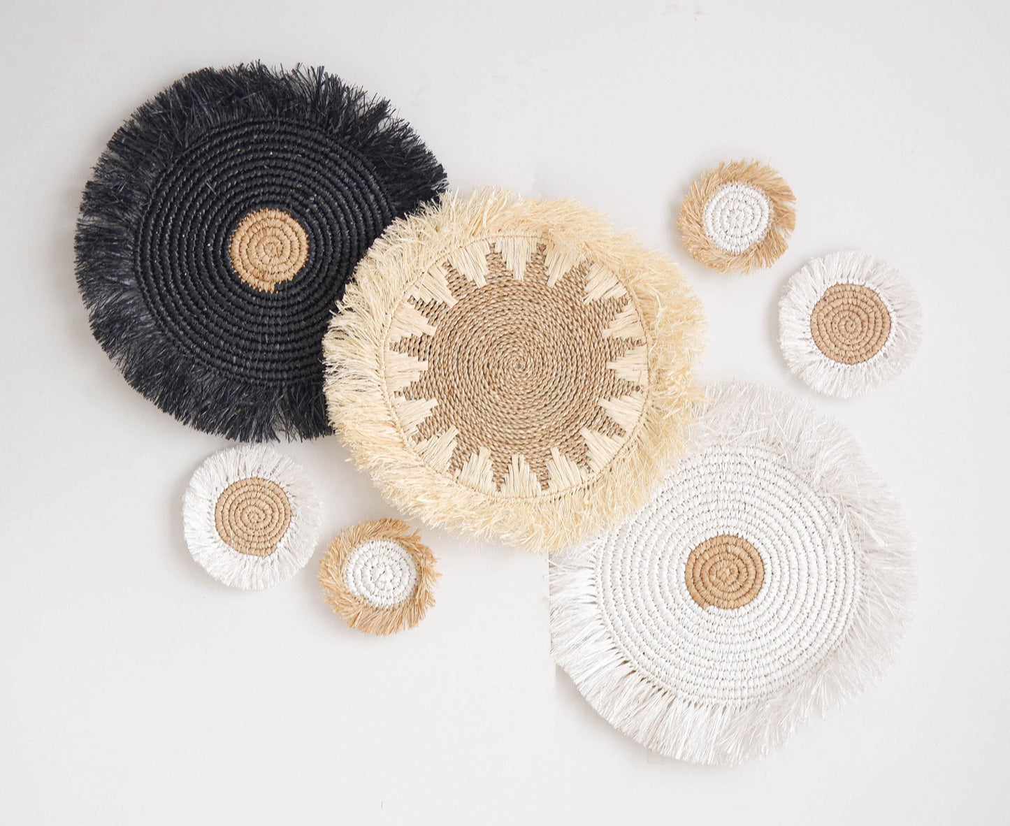 Boho Wall Basket With Fringe SET, Seagrass Basket Wall Decor, Natural Wall Decor, Boho Fringe Wall Decor, Round Wicker Wall Decor