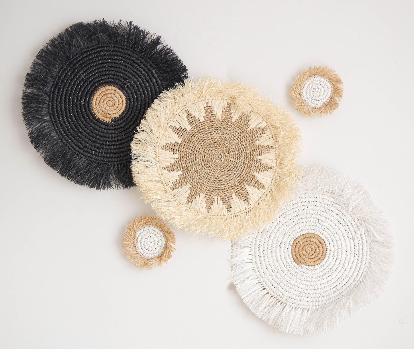 Boho Wall Basket With Fringe SET, Seagrass Basket Wall Decor, Natural Wall Decor, Boho Fringe Wall Decor, Round Wicker Wall Decor