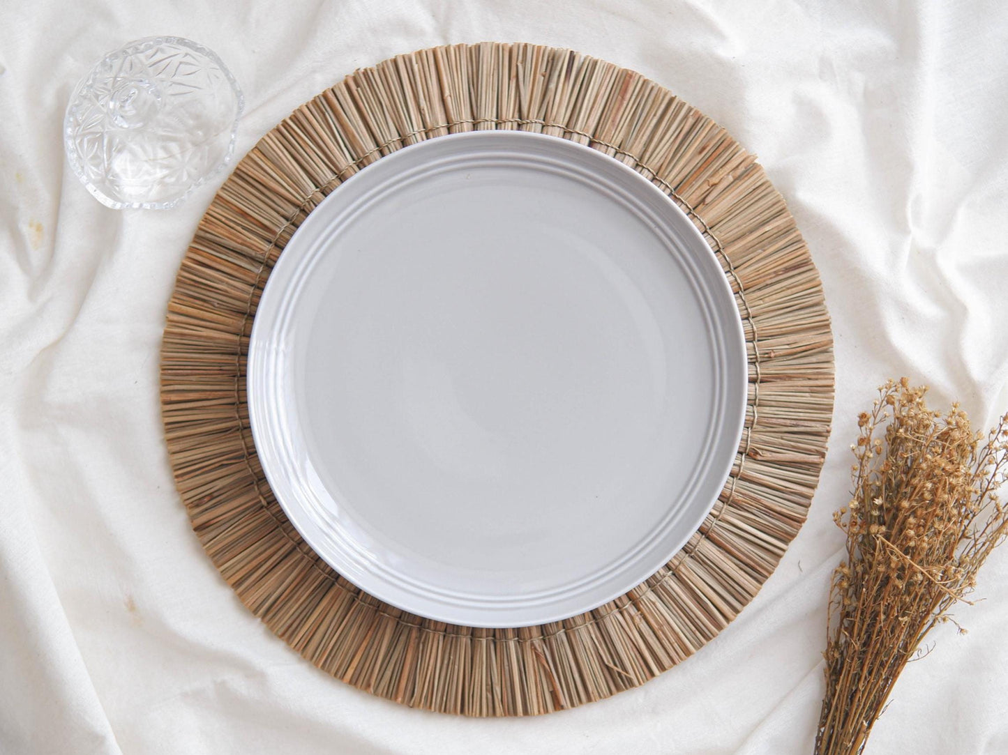 Round Seagrass Placemats, Boho Placemats for Round Table, Wedding Placemat Woven, Boho Charger Plates, Rustic Wedding Table Setting Decor