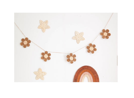 Rattan Flower Wall Decor, Flower Garland Nursery, Girl Nursery Decor Daisy, Boho Garland Decor Hanging, Wicker Daisy Shelf Decor, Rattan Toy