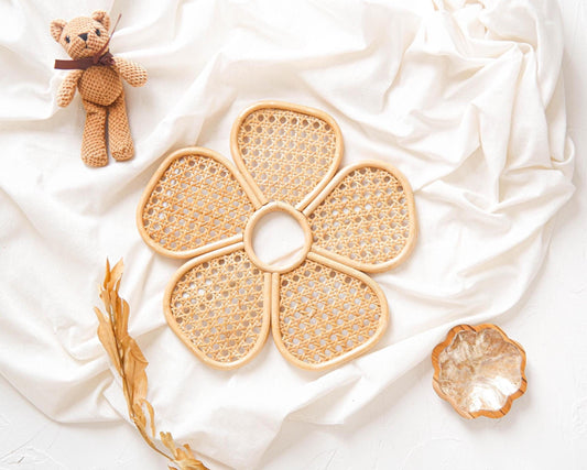 Rattan Flower Wall Decor, Daisy Rattan Nursery Wall Decor, Daisy Boho Room Decor, Baby Girl Boho Wall Decor, Rattan Girl's Bedroom Decor