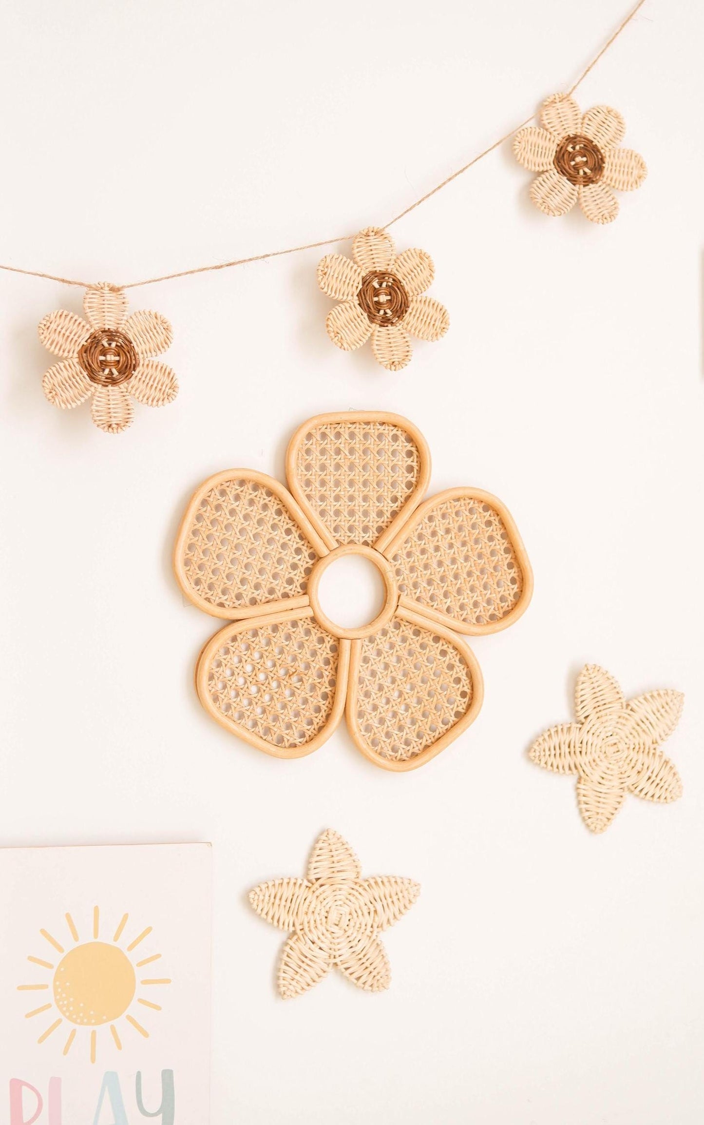 Rattan Flower Wall Decor, Daisy Rattan Nursery Wall Decor, Daisy Boho Room Decor, Baby Girl Boho Wall Decor, Rattan Girl's Bedroom Decor